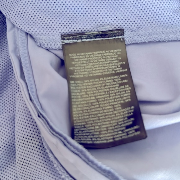 The North Face Class V Windbreaker - Picture 10 of 10